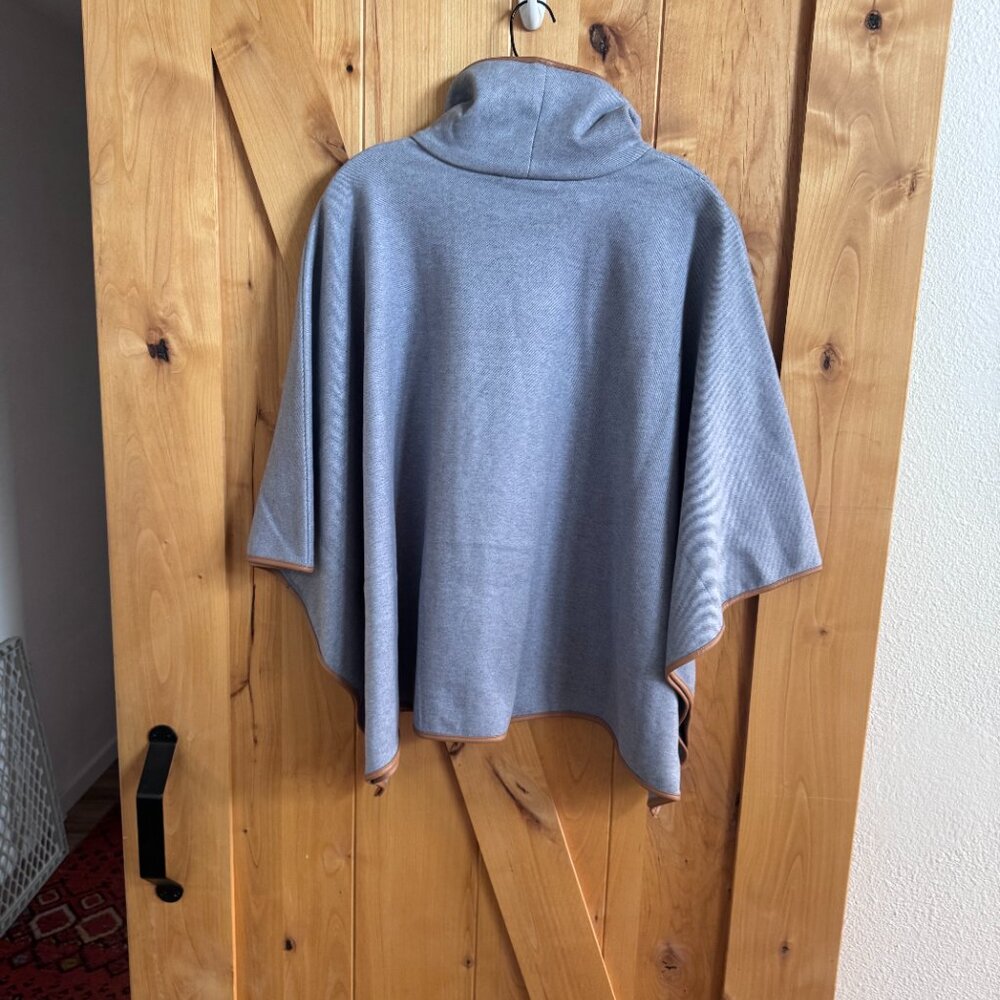 Fun poncho for layering, OS - Picture 2 of 4
